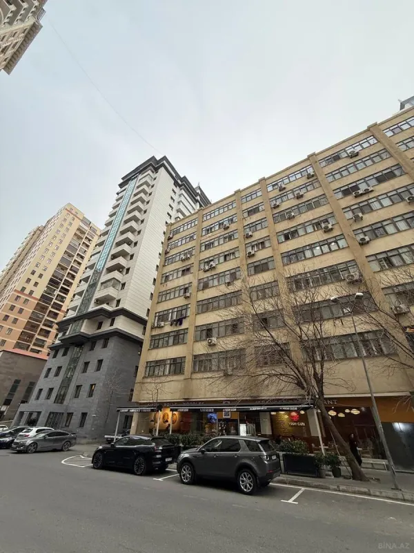 Satılır 2 otaqlı mənzil 65 m²