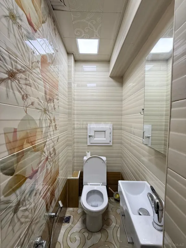 Satılır 2 otaqlı mənzil 65 m²