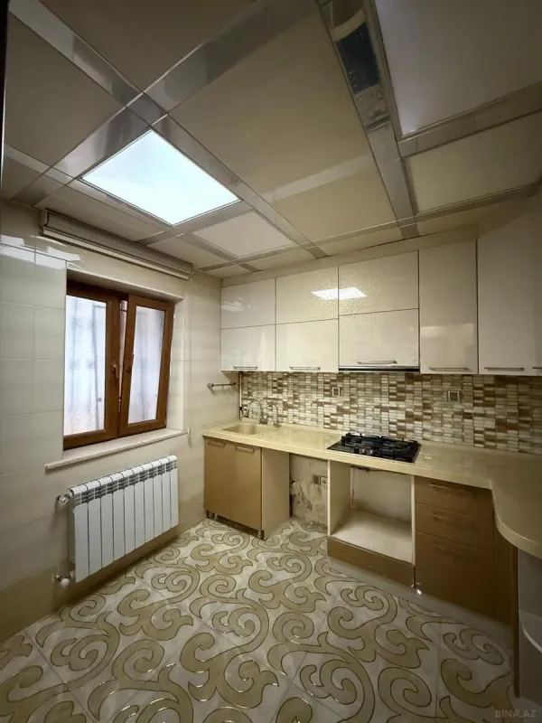 Satılır 2 otaqlı mənzil 65 m²