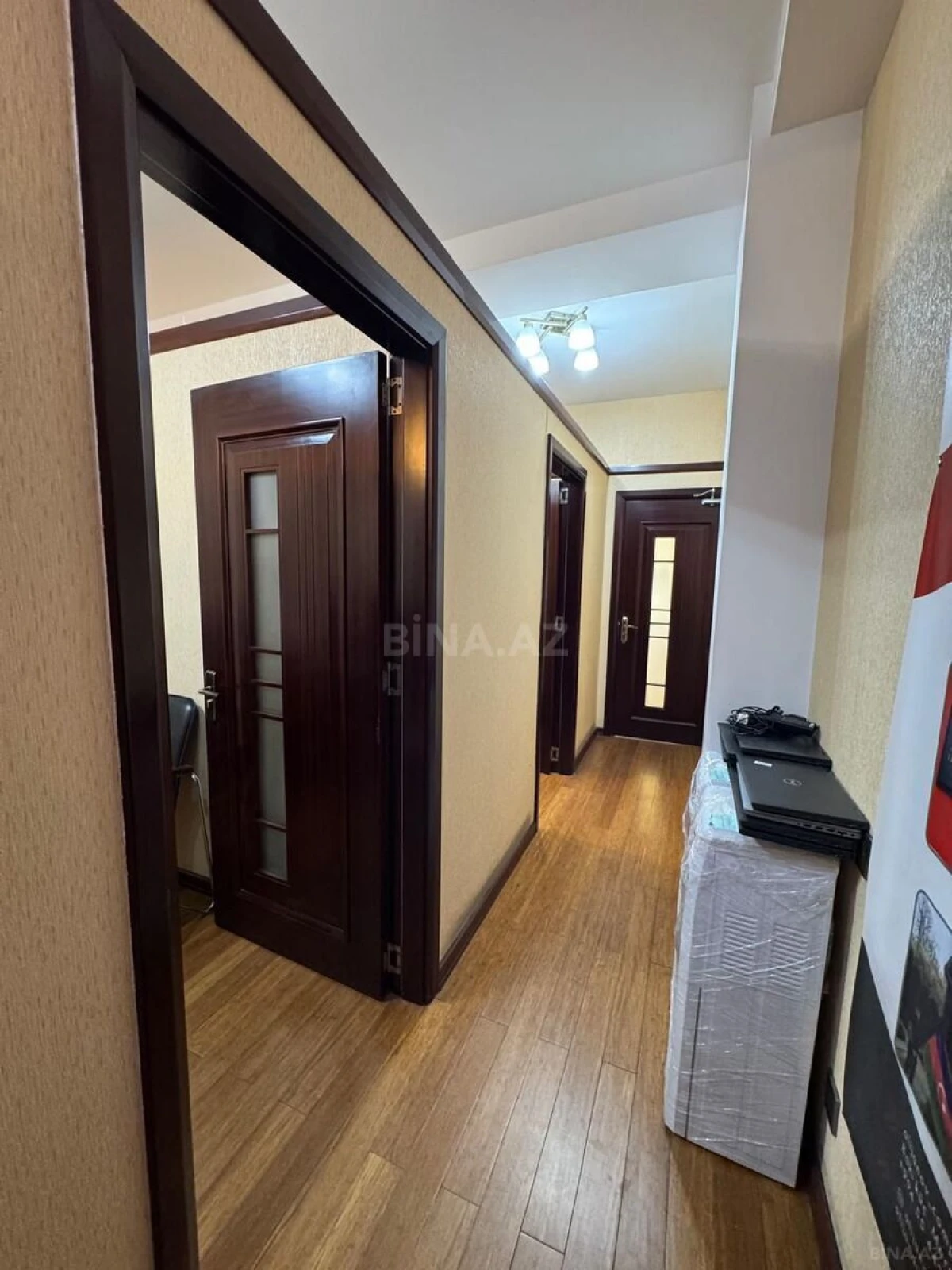 Kirayə verilir 3 otaqlı ofis 61 m²