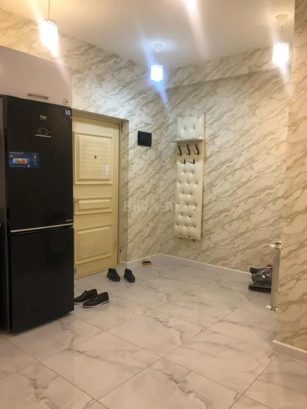 Kirayə verilir 2 otaqlı mənzil 65 m²