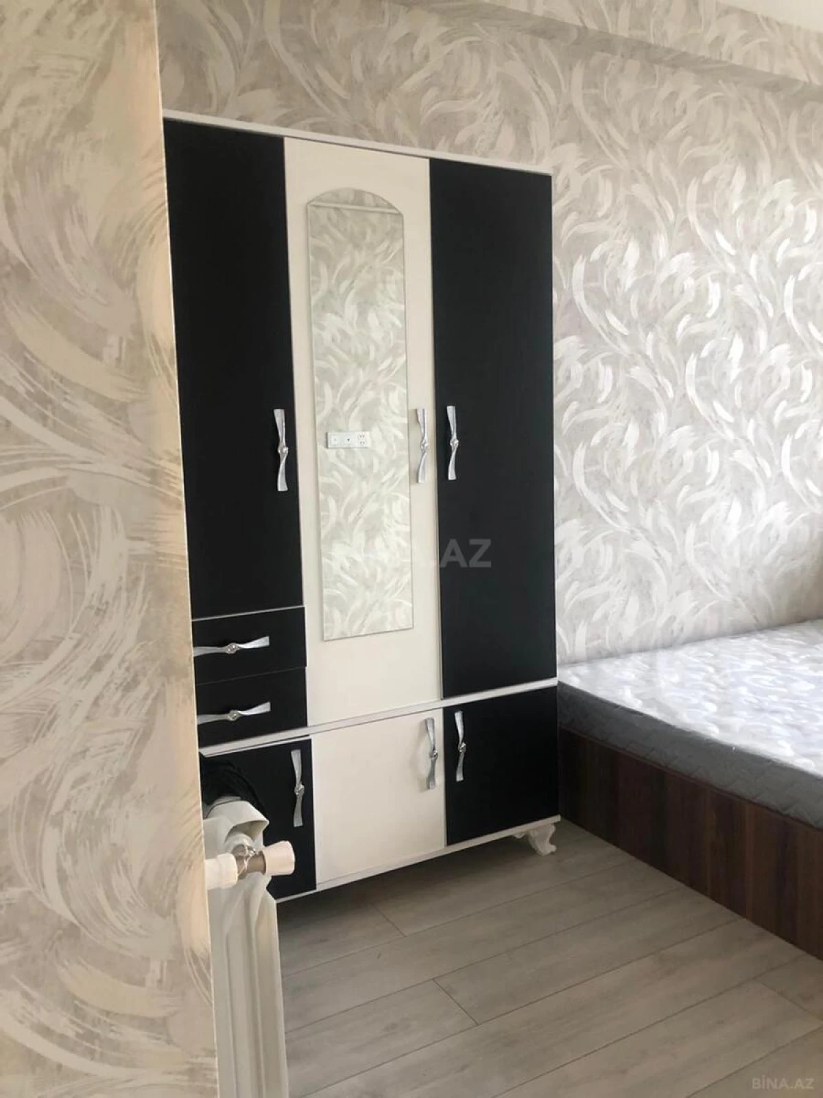 Kirayə verilir 2 otaqlı mənzil 65 m²