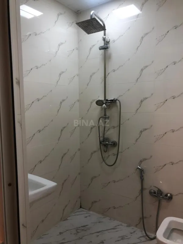 Kirayə verilir 2 otaqlı mənzil 65 m²