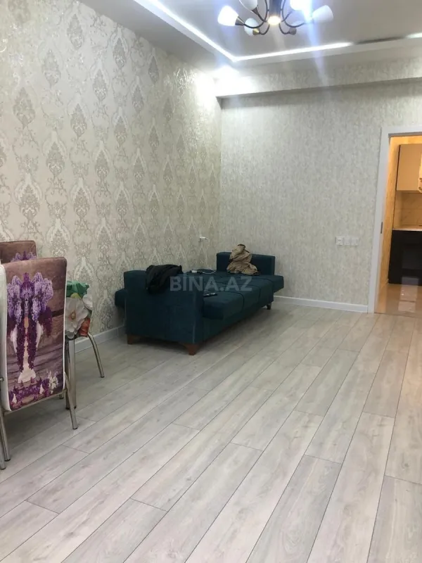 Kirayə verilir 2 otaqlı mənzil 65 m²
