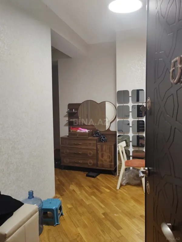 Kirayə verilir 2 otaqlı mənzil 100 m²