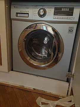 Kirayə verilir 2 otaqlı mənzil 100 m²