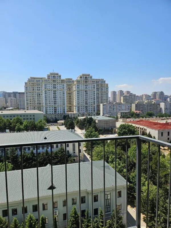 Satılır 2 otaqlı mənzil 69 m²
