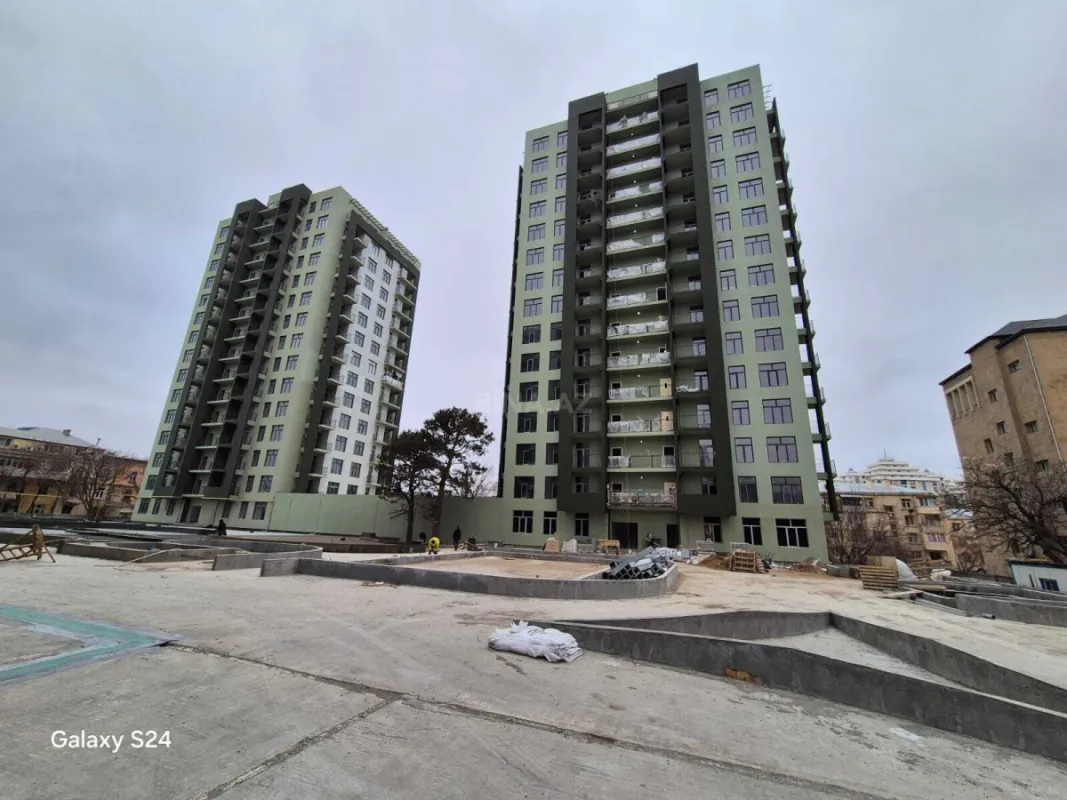 Satılır 2 otaqlı mənzil 69 m²