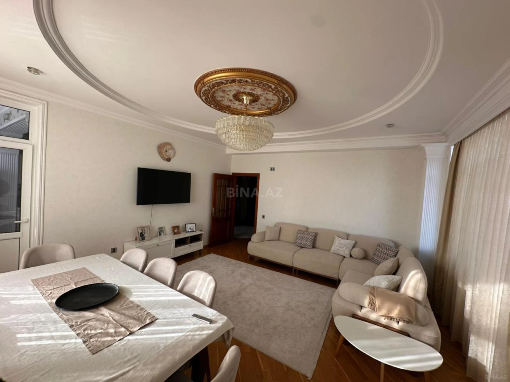Satılır 2 otaqlı mənzil 88 m²
