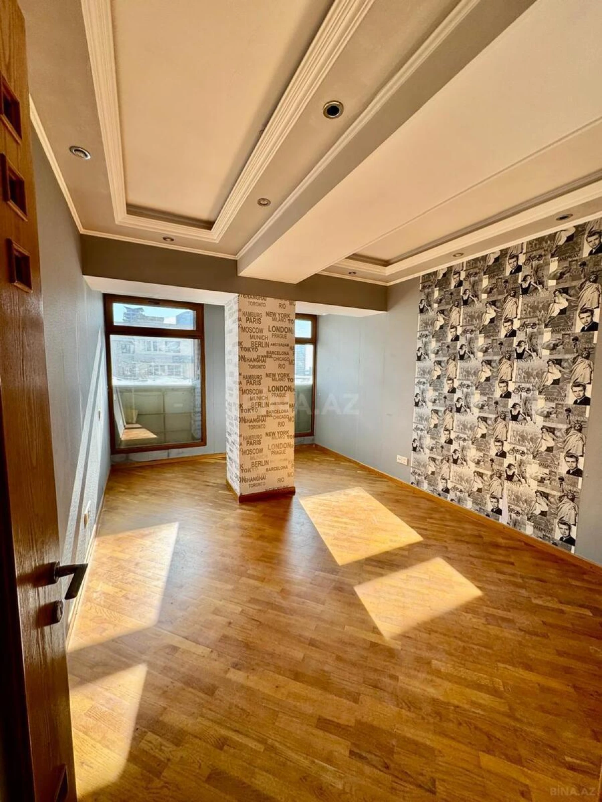 Satılır 3 otaqlı mənzil 137 m²