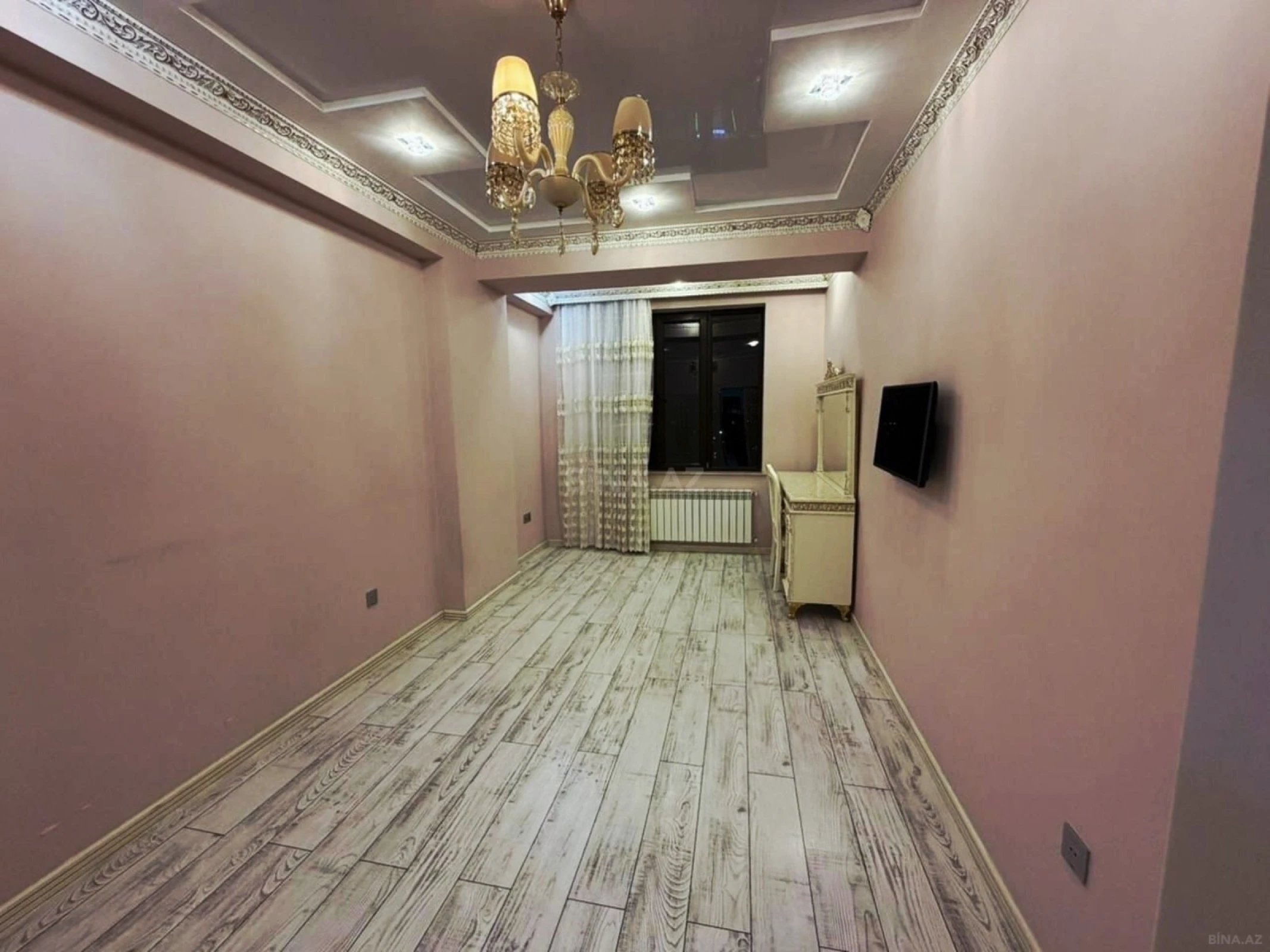 Satılır 3 otaqlı mənzil 123 m²