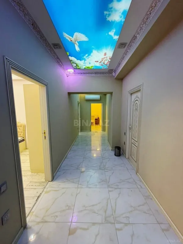 Satılır 3 otaqlı mənzil 123 m²