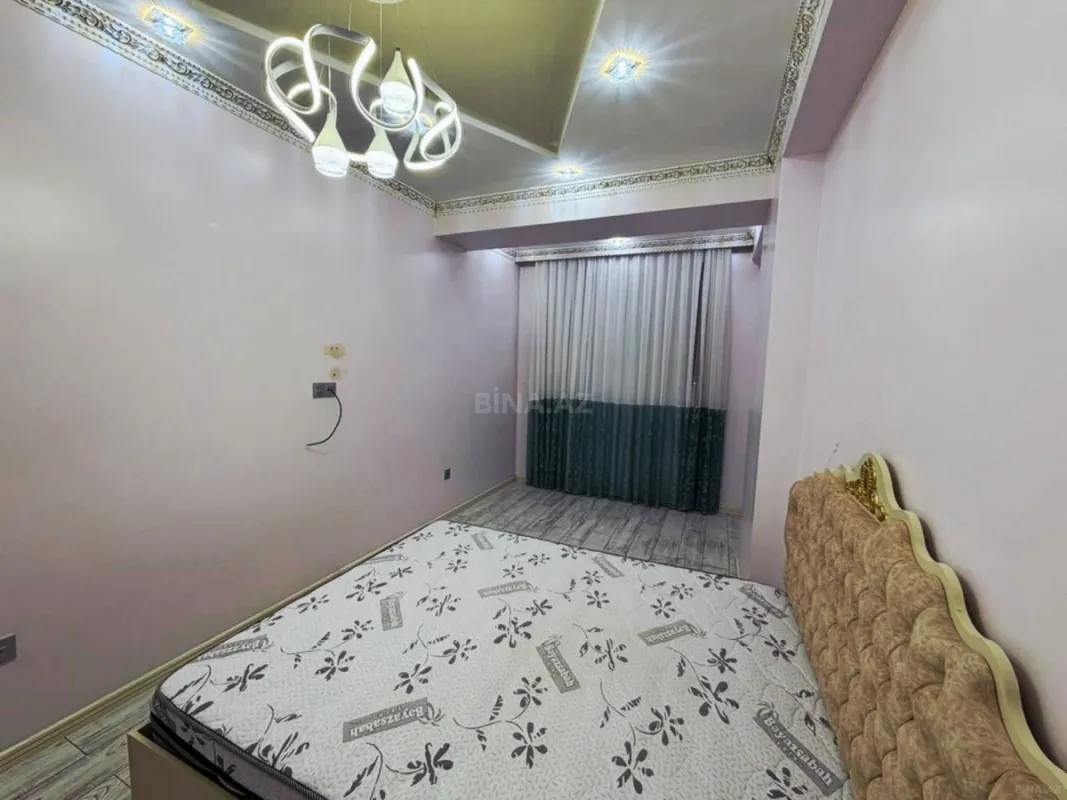 Satılır 3 otaqlı mənzil 123 m²
