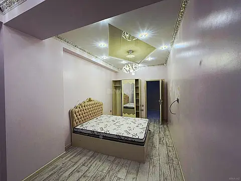Satılır 3 otaqlı mənzil 123 m²
