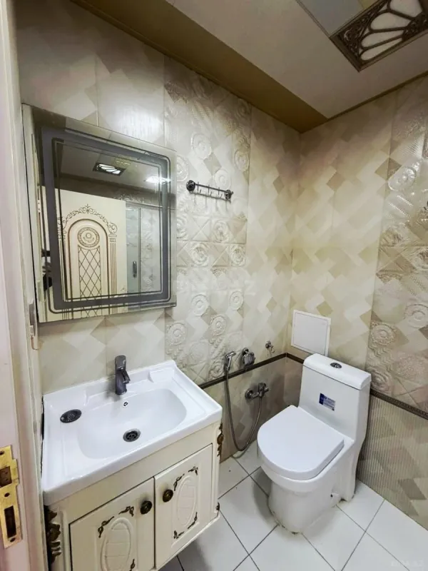 Satılır 3 otaqlı mənzil 123 m²