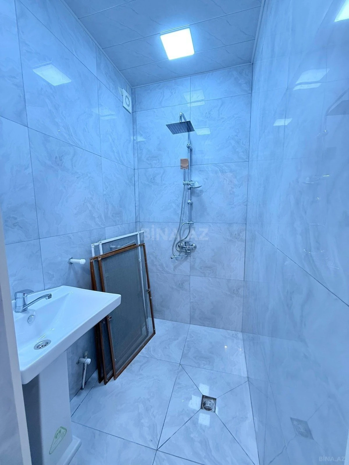 Satılır 3 otaqlı mənzil 100 m²