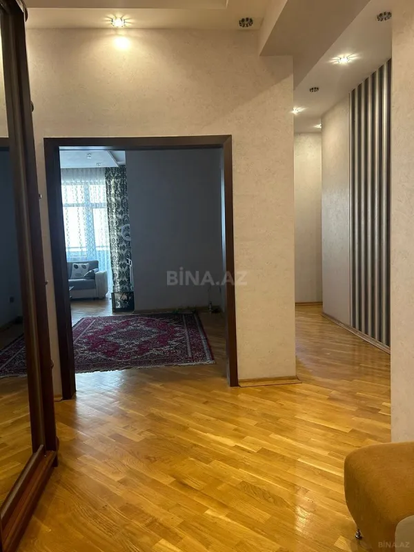 Kirayə verilir 3 otaqlı mənzil 100 m²
