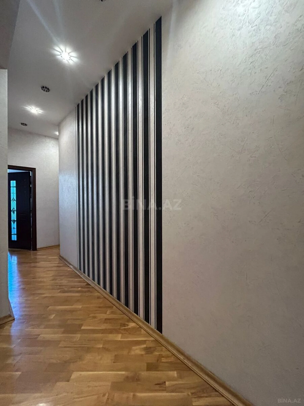 Kirayə verilir 3 otaqlı mənzil 100 m²