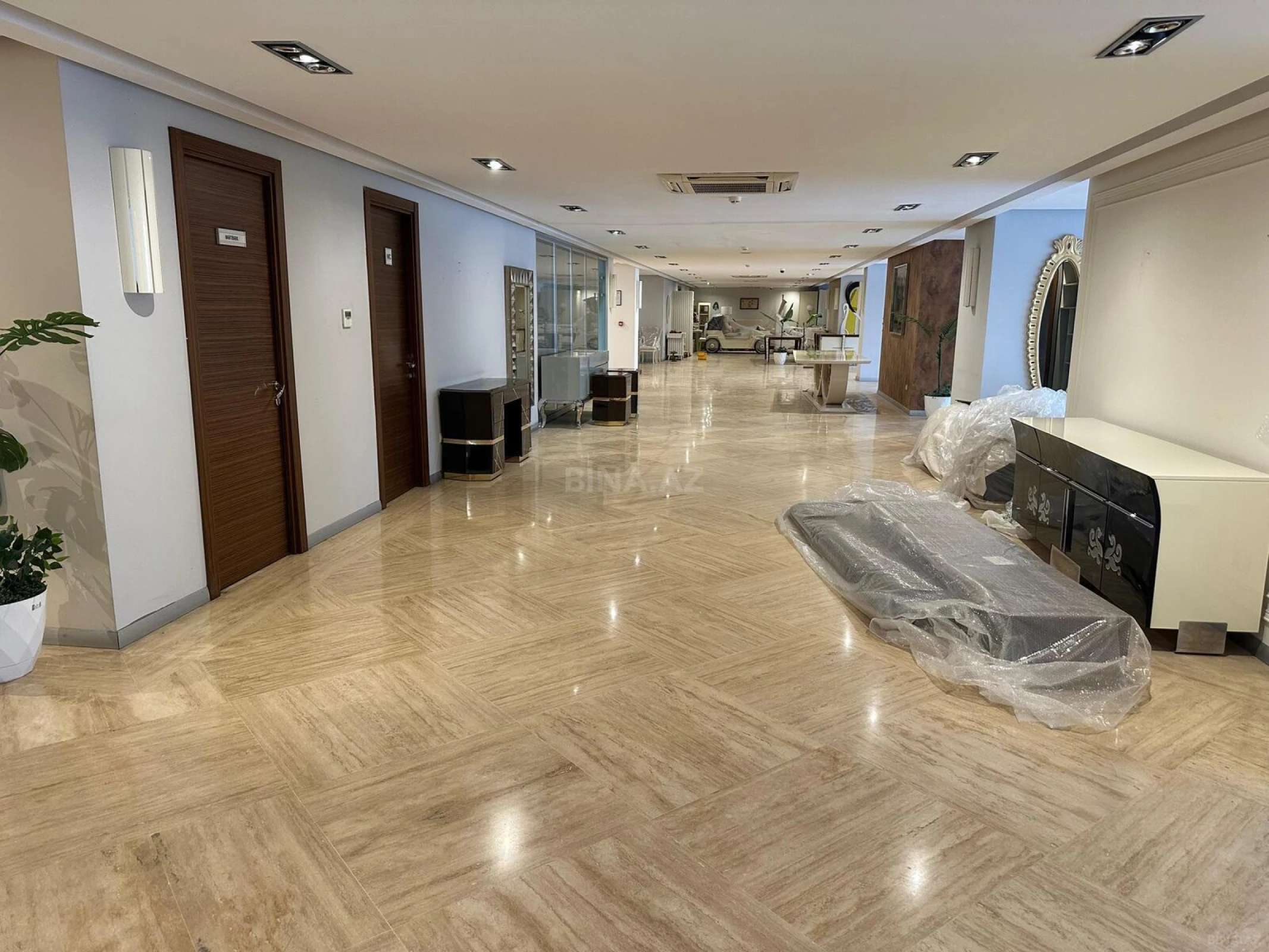 Kirayə verilir obyekt 800 m²