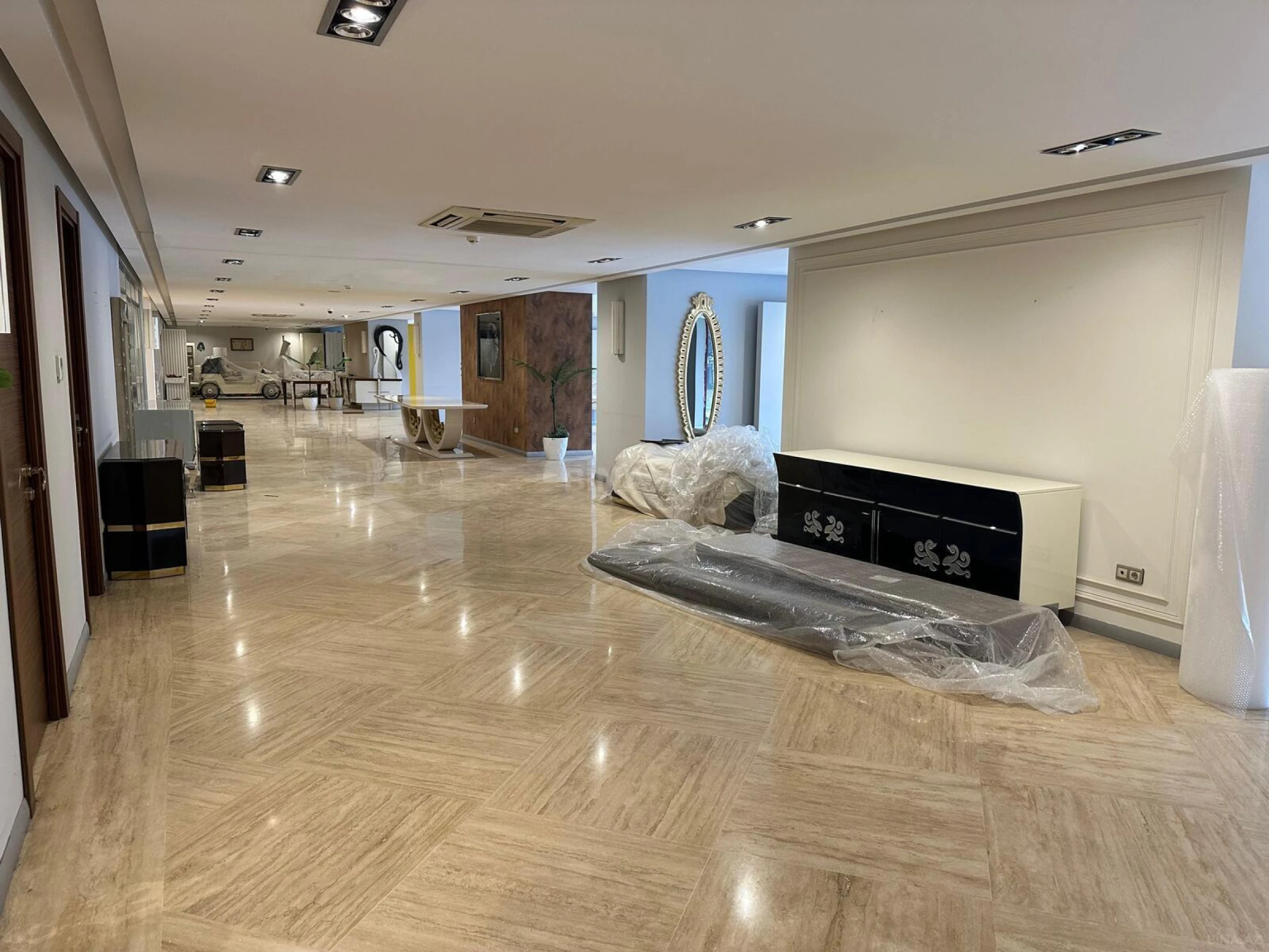 Kirayə verilir obyekt 800 m²