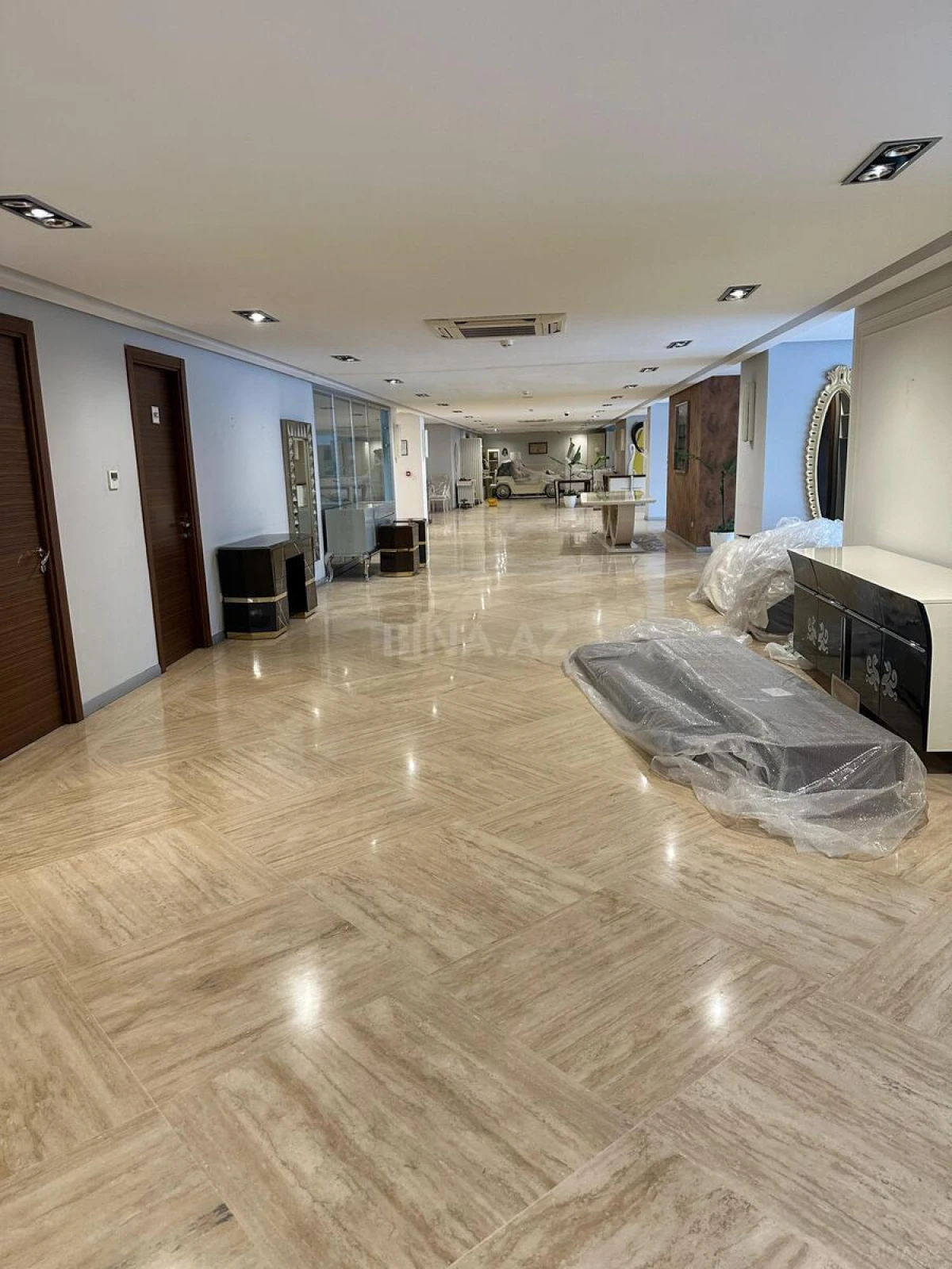 Kirayə verilir obyekt 800 m²