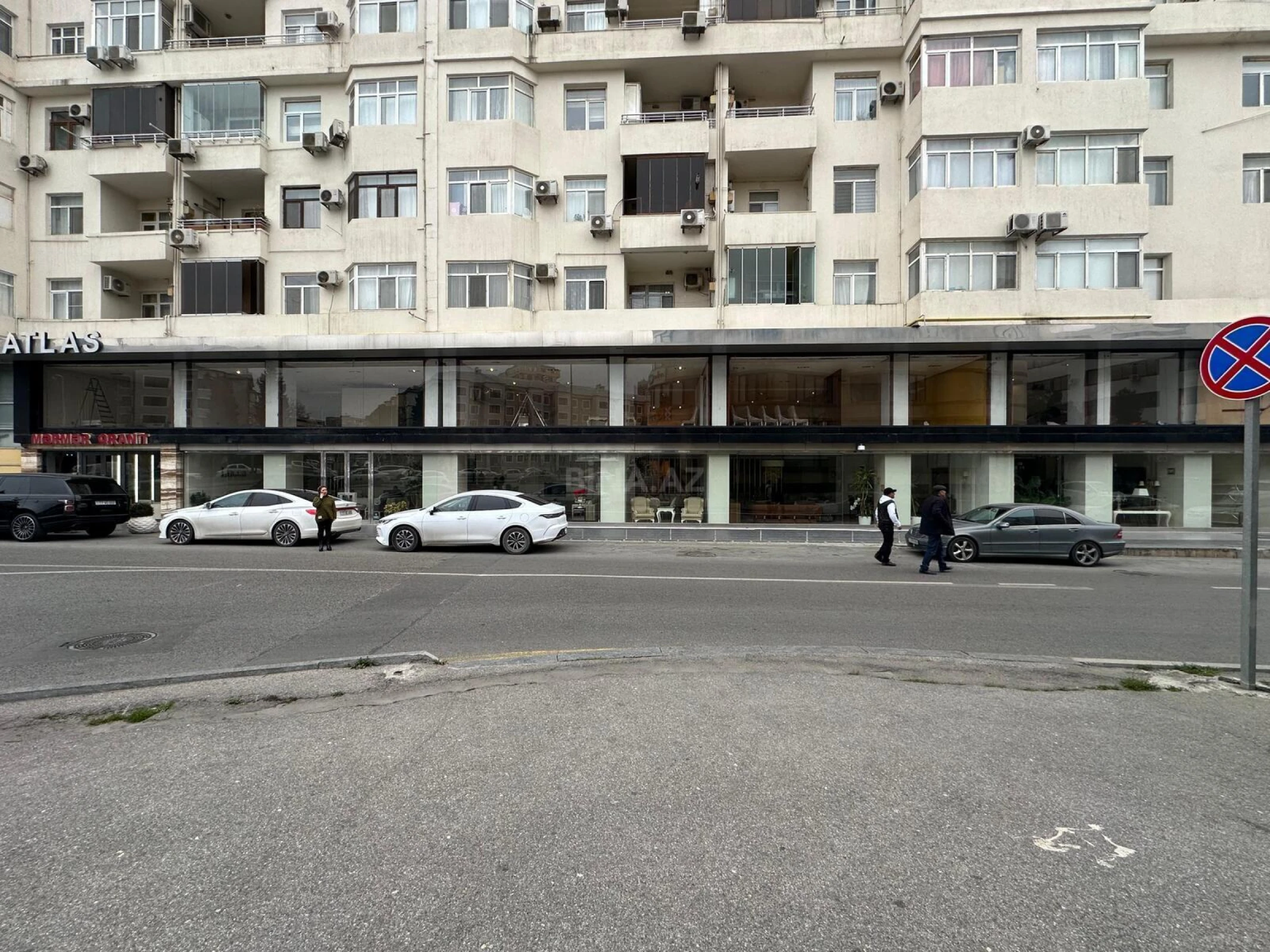 Kirayə verilir obyekt 800 m²