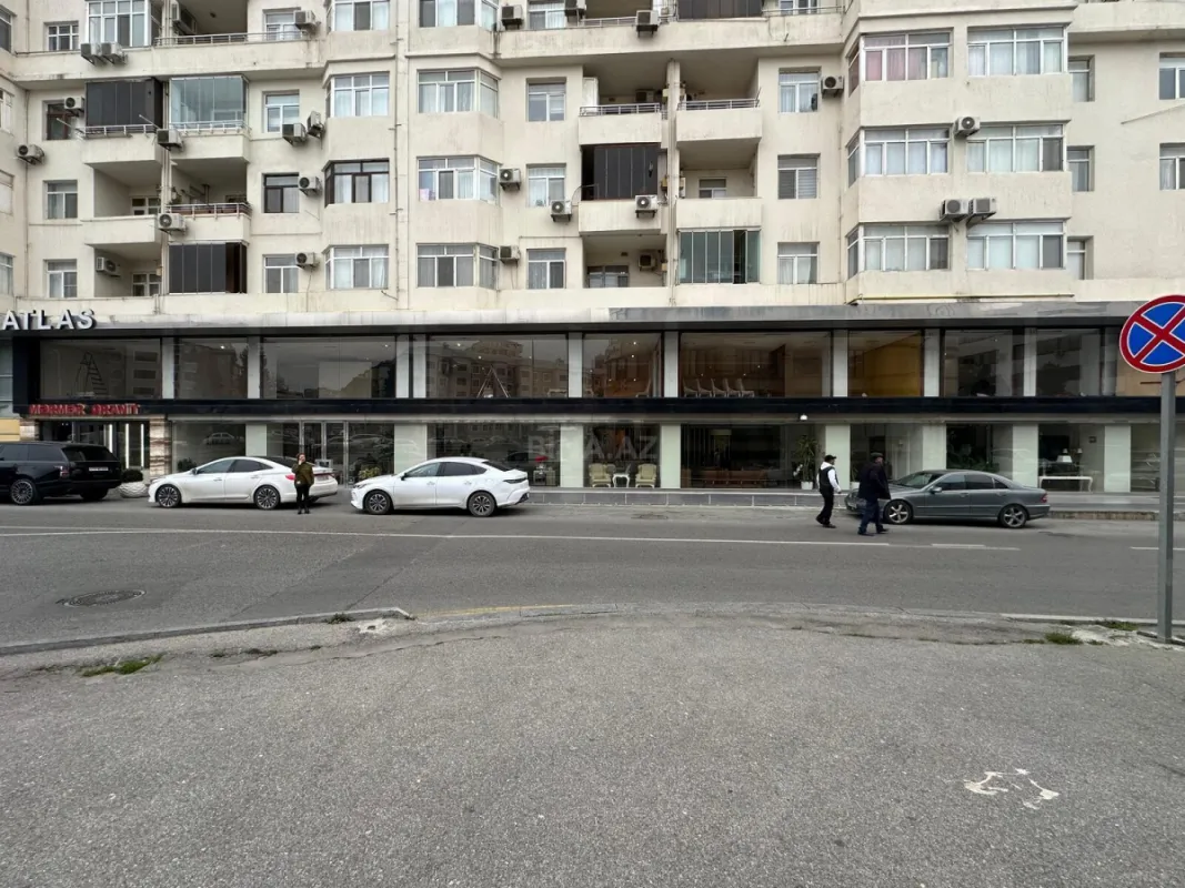 Kirayə verilir obyekt 800 m²