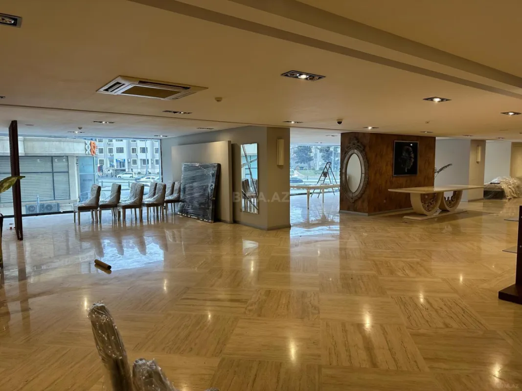 Kirayə verilir obyekt 800 m²