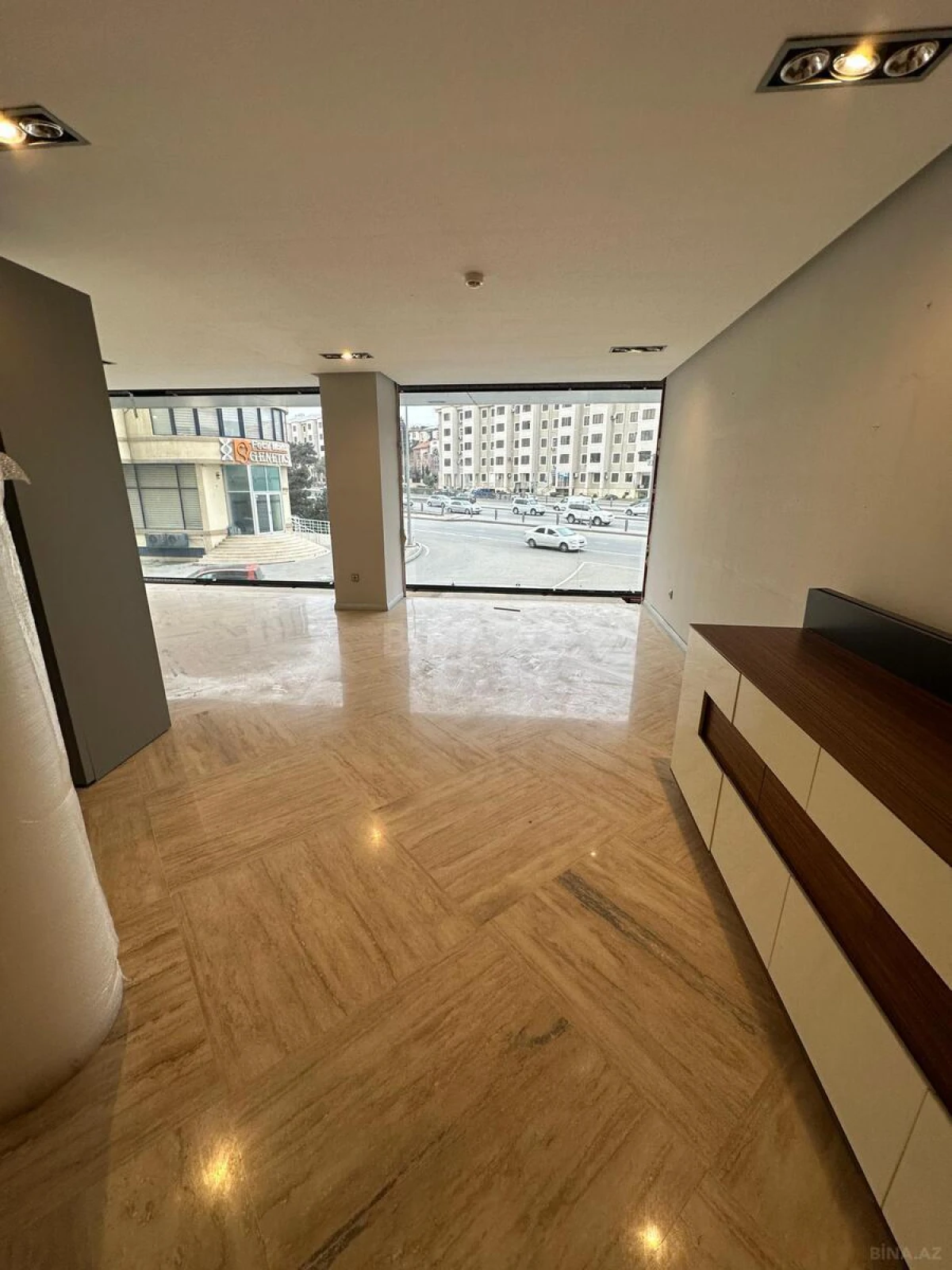 Kirayə verilir obyekt 800 m²