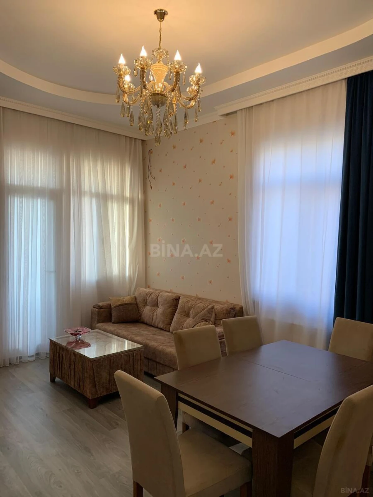 Kirayə verilir 3 otaqlı mənzil 110 m²