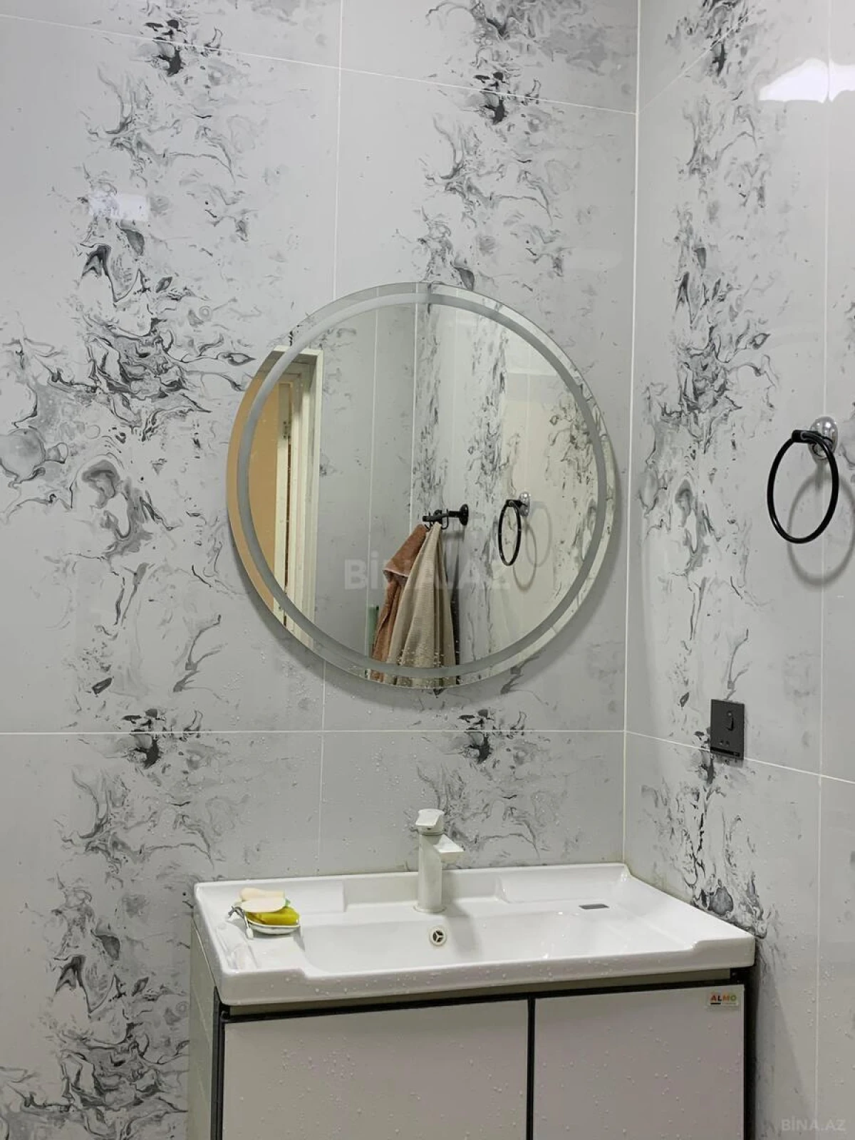 Kirayə verilir 3 otaqlı mənzil 110 m²