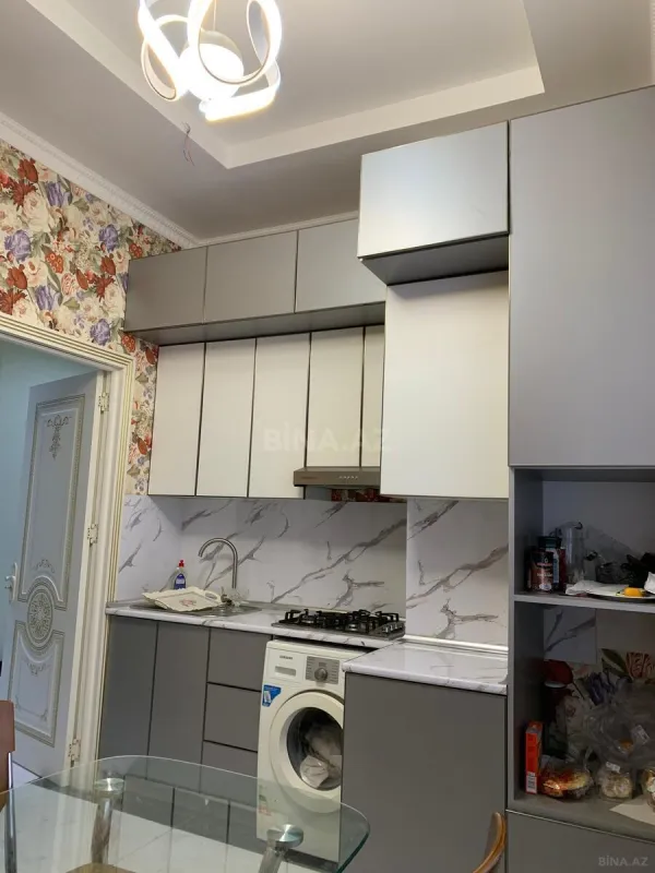 Kirayə verilir 3 otaqlı mənzil 110 m²
