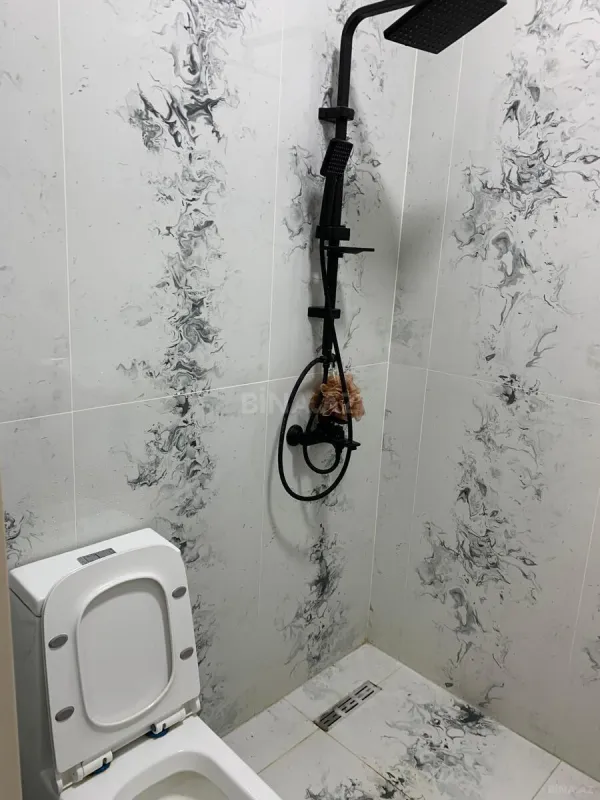 Kirayə verilir 3 otaqlı mənzil 110 m²