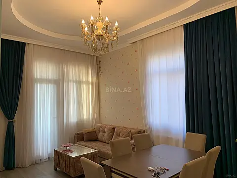 Kirayə verilir 3 otaqlı mənzil 110 m²