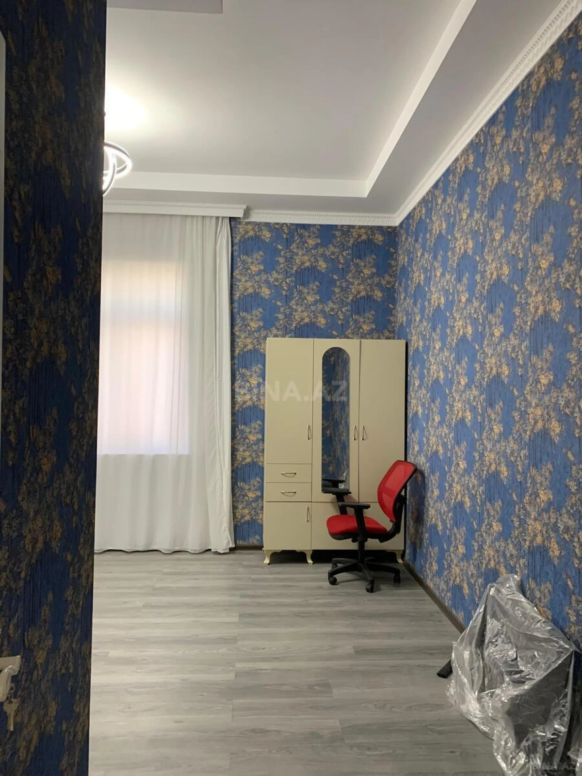 Kirayə verilir 3 otaqlı mənzil 110 m²