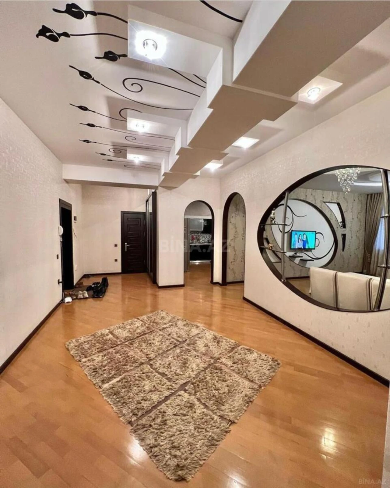 Satılır 3 otaqlı mənzil 140 m²