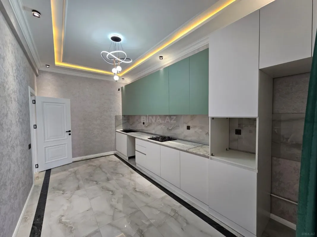 Satılır 3 otaqlı mənzil 112 m²