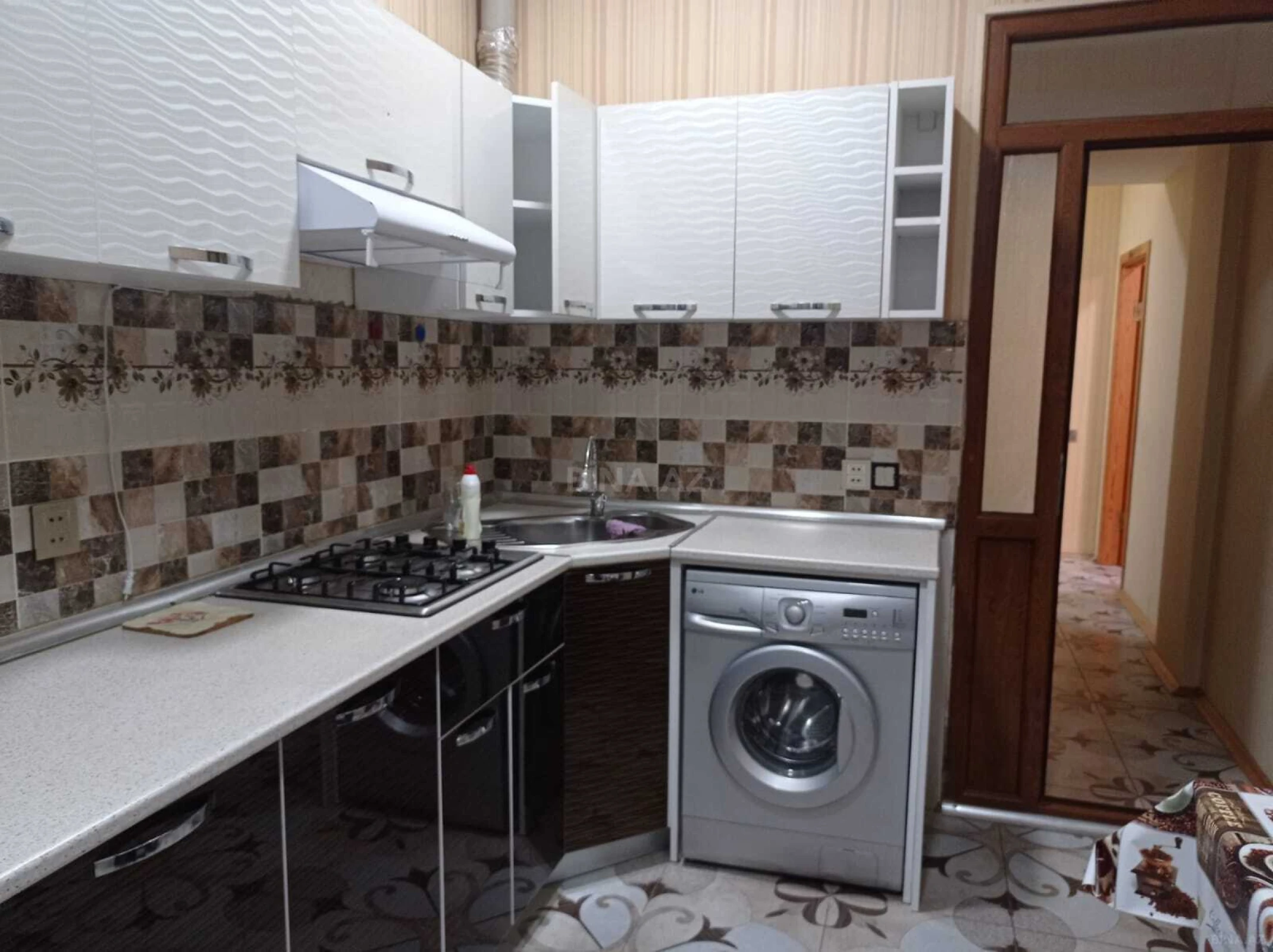 Satılır 3 otaqlı mənzil 74 m²