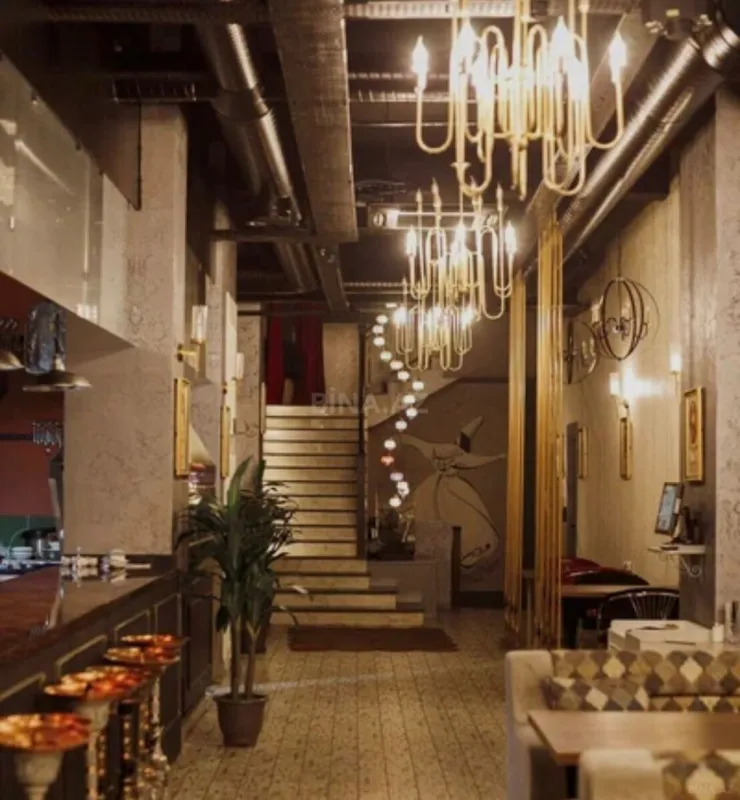 Satılır obyekt 1000 m²