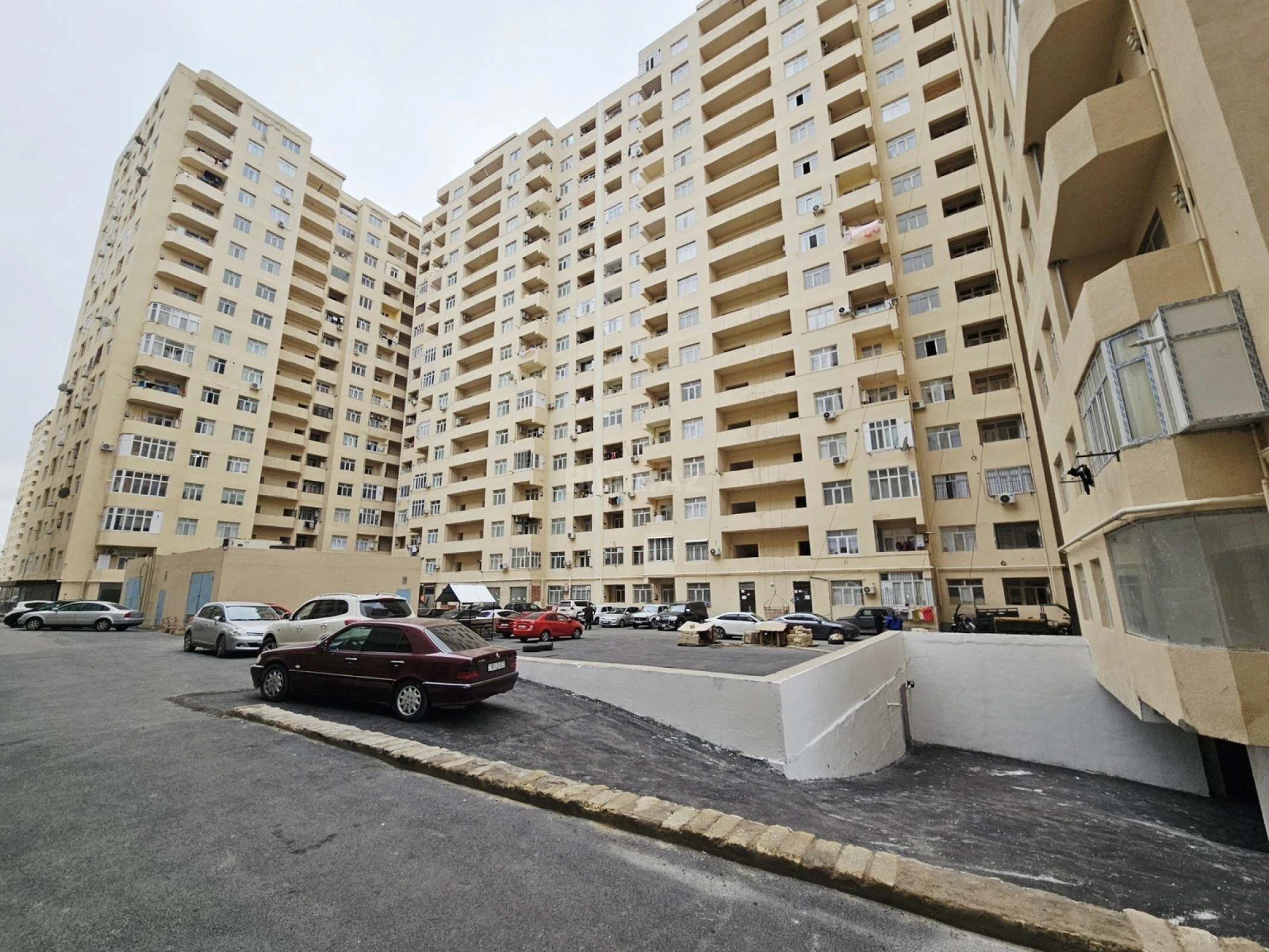 Satılır 2 otaqlı mənzil 50 m²