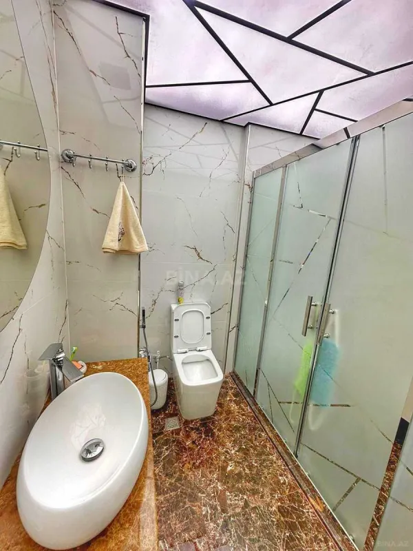 Satılır 3 otaqlı mənzil 140 m²