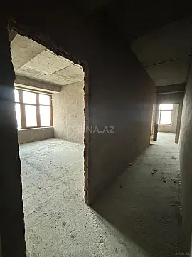 Satılır 3 otaqlı mənzil 125 m²