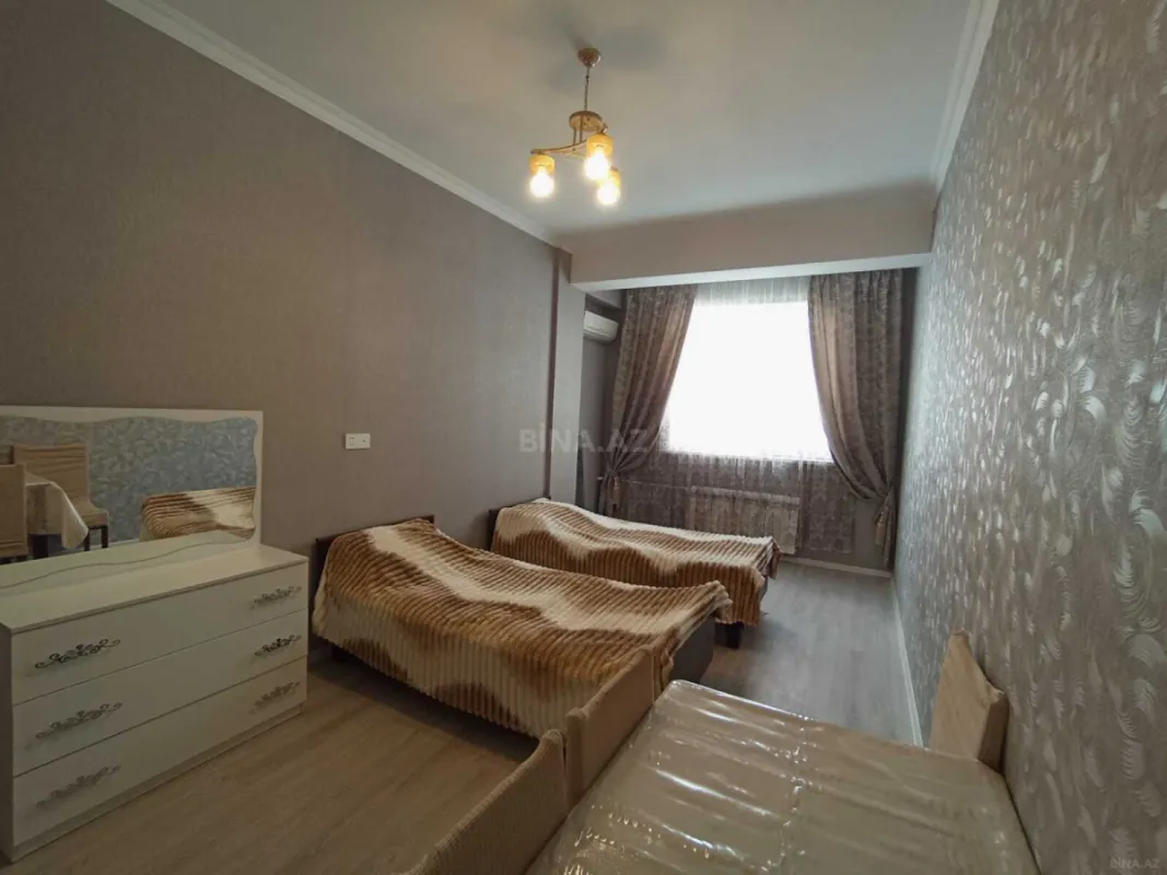 Kirayə verilir 2 otaqlı mənzil 85 m²