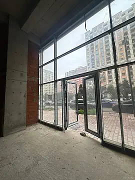 Satılır obyekt 193.8 m²