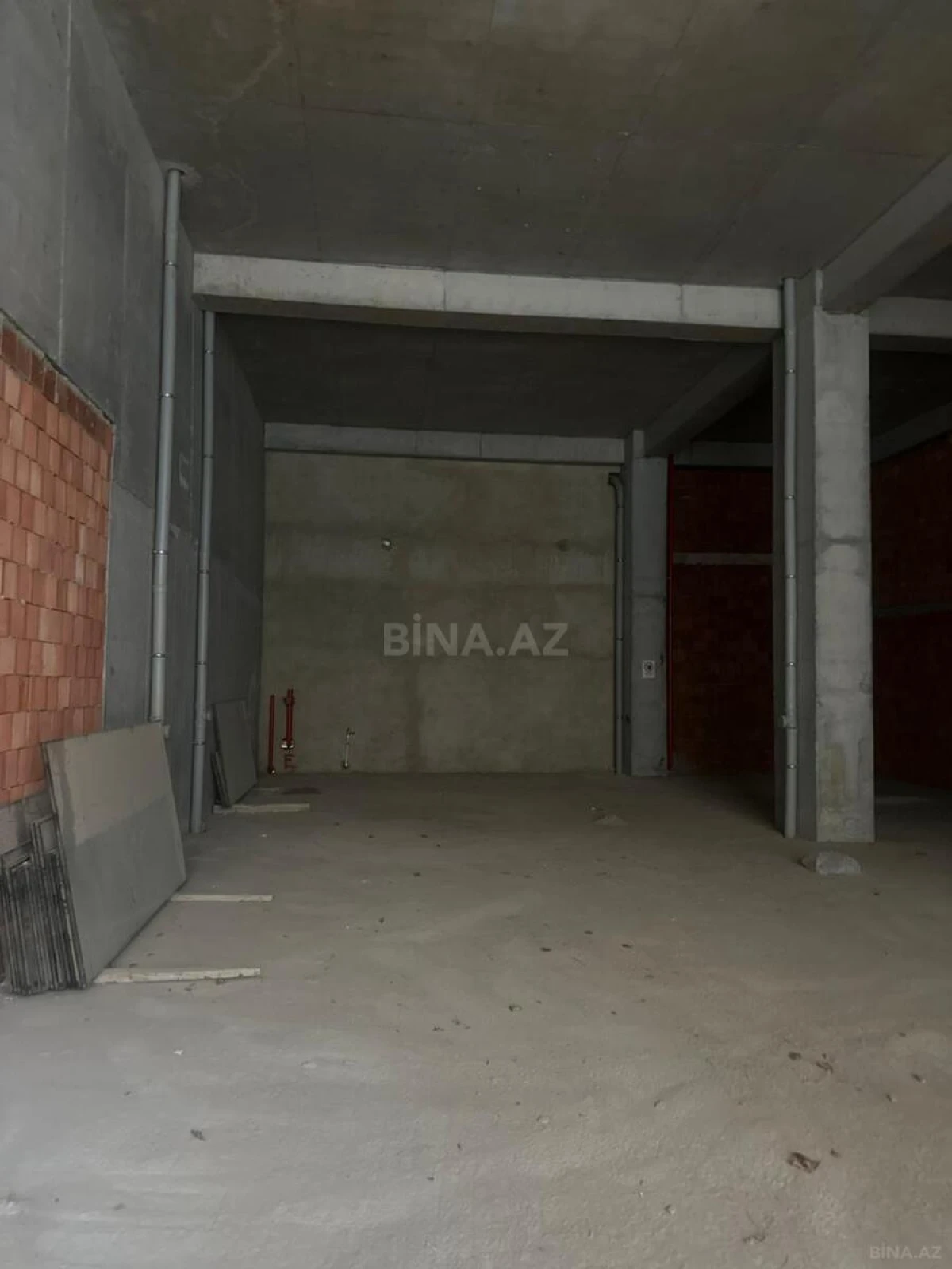 Satılır obyekt 193.8 m²