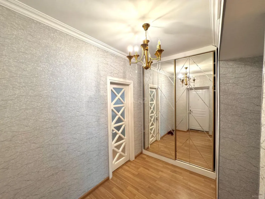 Satılır 2 otaqlı mənzil 55 m²