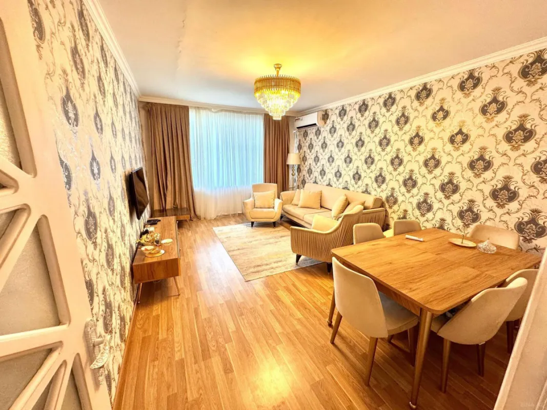 Satılır 2 otaqlı mənzil 55 m²