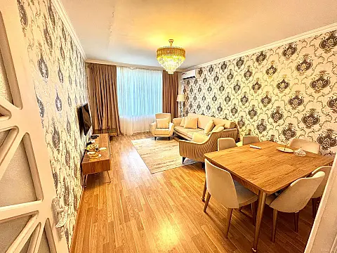 Satılır 2 otaqlı mənzil 55 m²