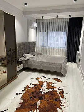 Kirayə verilir 3 otaqlı mənzil 120 m² — Bakı, Nərimanov 3 otaq 120.00 m²