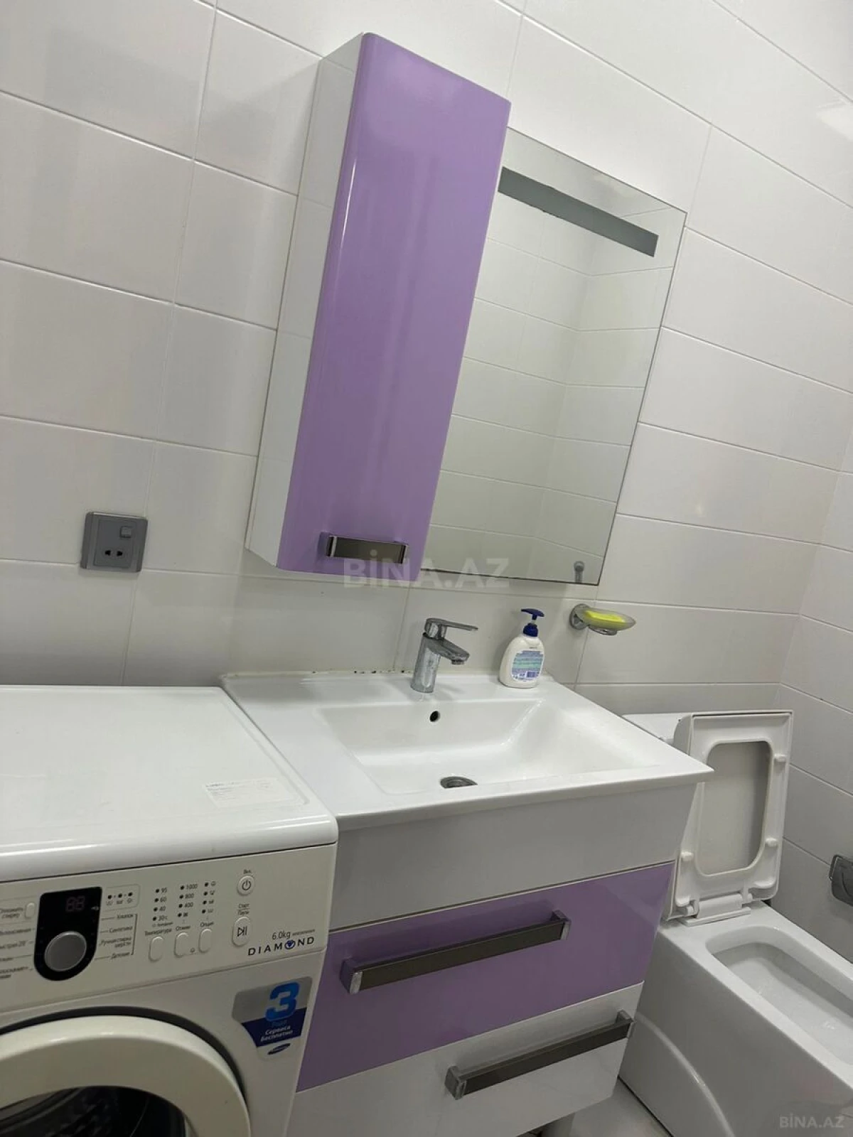 Kirayə verilir 2 otaqlı mənzil 104 m²